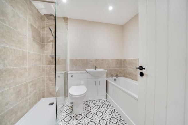 11, School Grove, Oakengates, TF2 photo 4