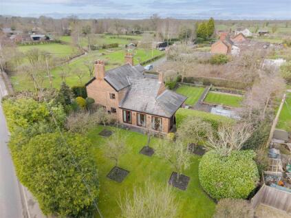Brook Lane, Burland, Cheshire