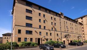 Flat 3/1, Clydesdale House, Parsonage Square, Glasgow G4 0TA
