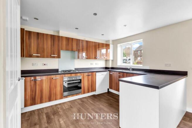 Martindale Crescent, Middleton M24 photo 4