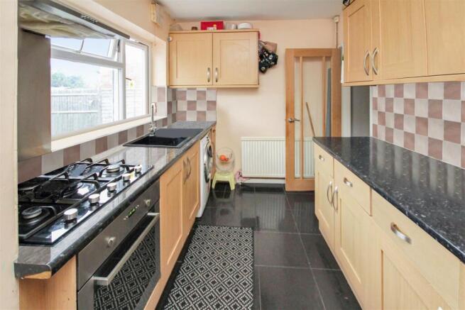 NN8 Ridgeway, Wellingborough photo 3