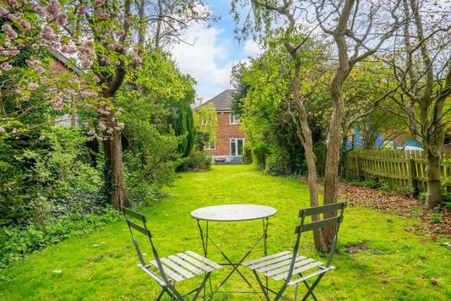 3 bed Semi-Detached for sale Image 6