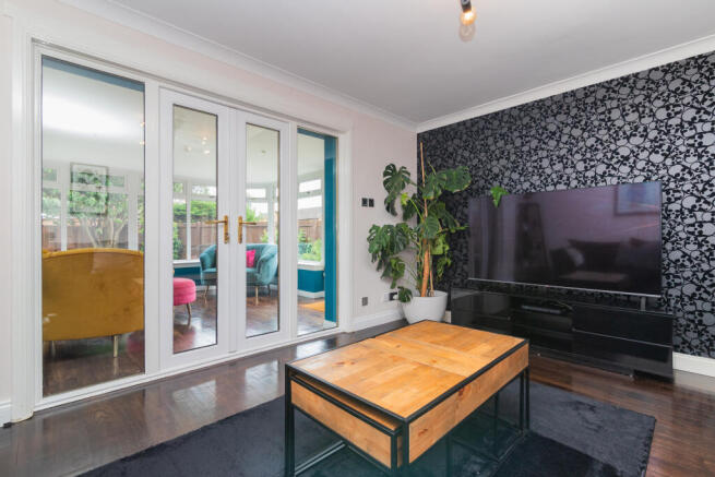 50 Fischer Gardens, Paisley L-5