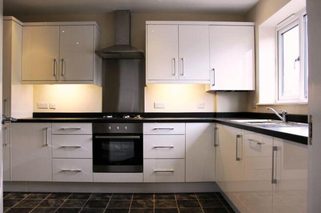 Kitchen (2)
