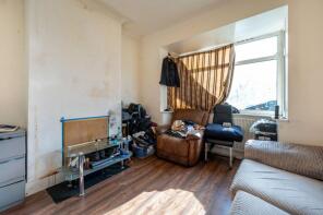 2, Avenons Road, Plaistow, London E13 8HT