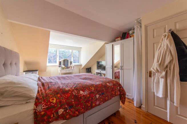 9 Juniper Crescent-12.jpg