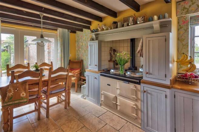Farmhouse-style Kitc