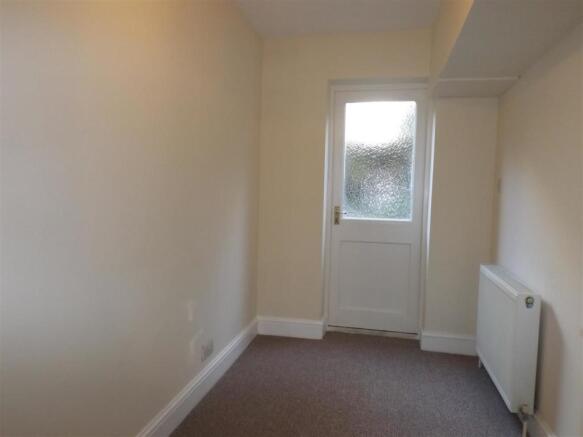 Bedroom 2/Study