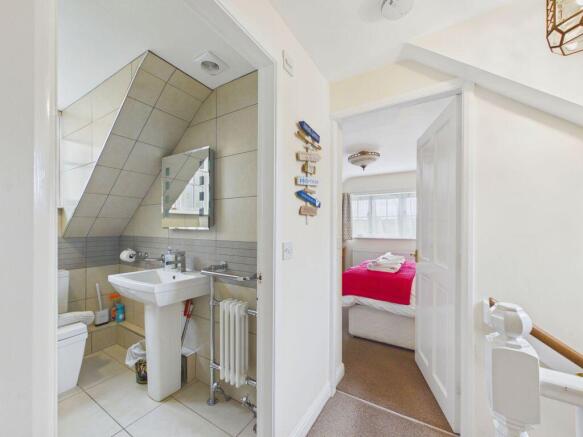 2 bed Cottage for sale Image 11