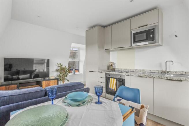 Kitchen Dining Area