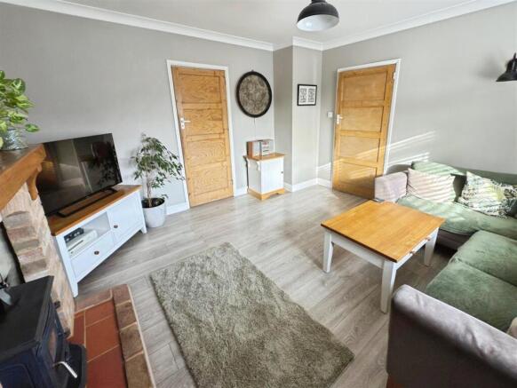 1 Queens Way (2).jpg