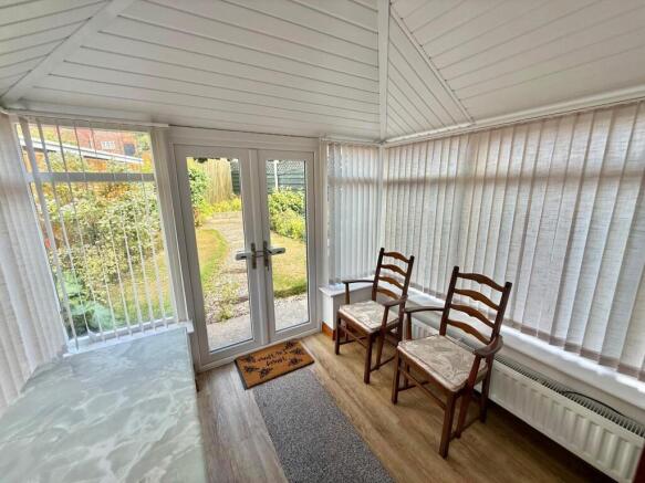 3 bed Semi-Detached for sale Image 6