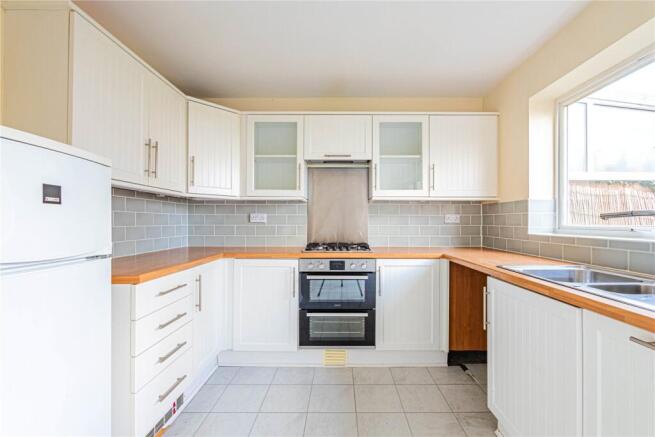 28 Ivinghoe Road kit