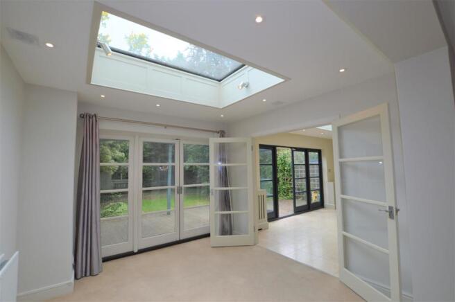 237 Percy Road Living room 4.JPG