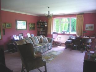Bedroom 1/Family Rm