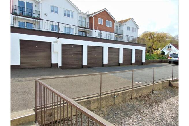 Garage En Bloc