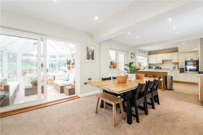 Kitchen/Dining