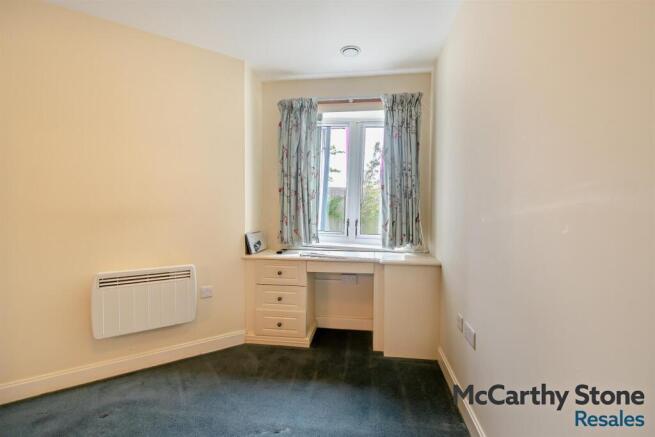 1 bed Apartment for sale Image 11