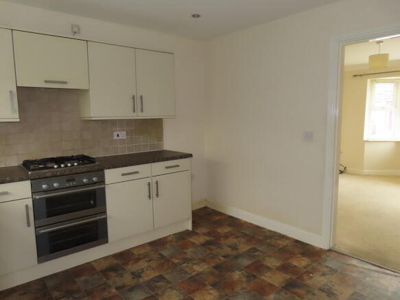 2 bed Semi-Detached for sale Image 7