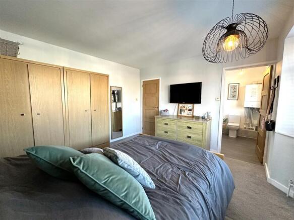 Bedroom One Into En-Suite 537