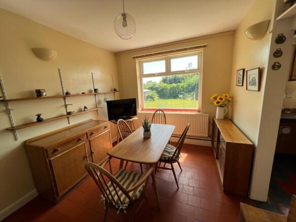 3 bed Bungalow for sale Image 8