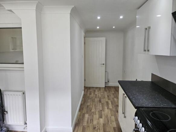 3 bed Terraced for sale Image 4