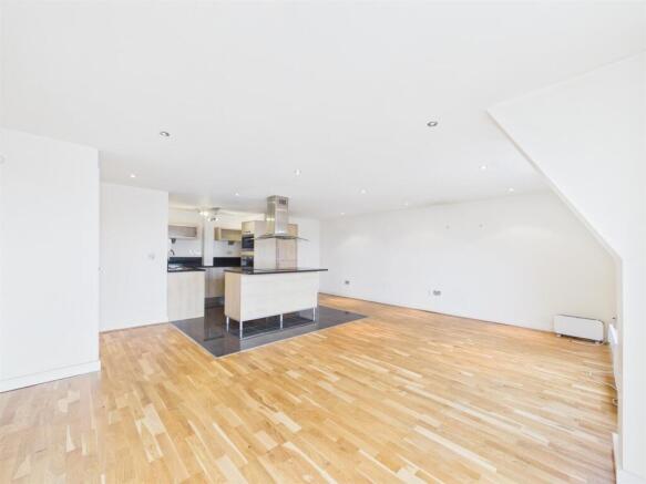 Kitchen/Lounge