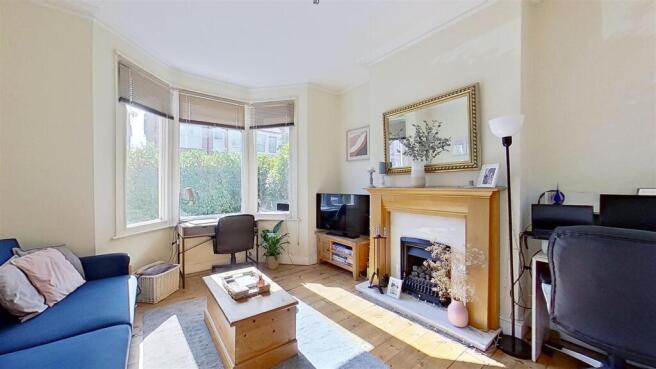 Isis-St-Earlsfield-SW18-09112023_183144.jpg