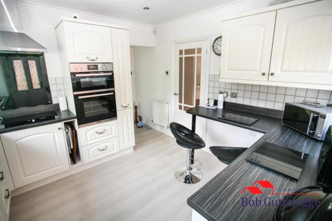 FITTED KITCHEN/BREAKFAST ROOM