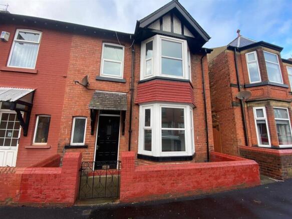 3 bed Terraced to rent in scarborough