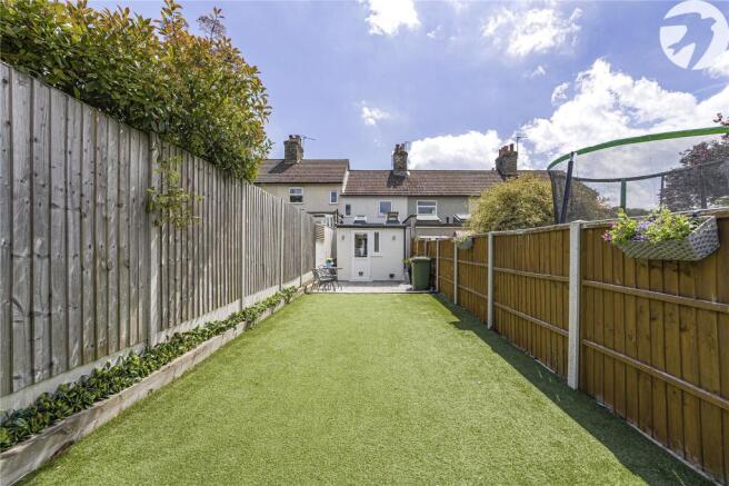Garden To House