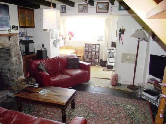 Sitting Room Pic 2