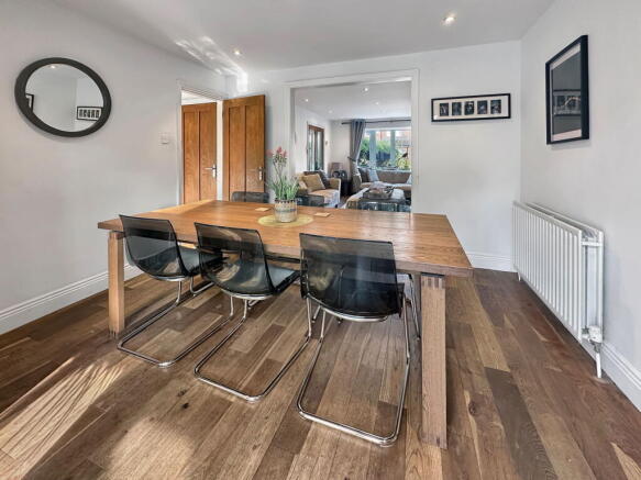 3 bed Detached for sale Image 6