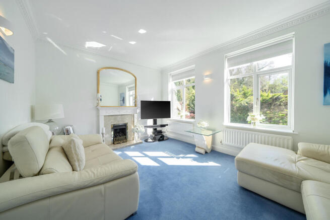 1440023-10-69d520...