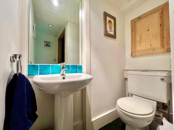 4 bed Terraced for sale Image 10