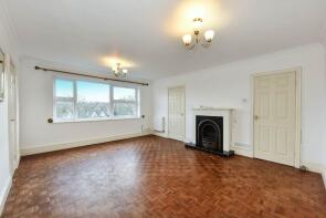 10, Sunningdale, Hardwick Green, London W13 8DY