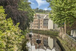 Flat 7, Apple Wharf, The Plains, Totnes TQ9 5QL