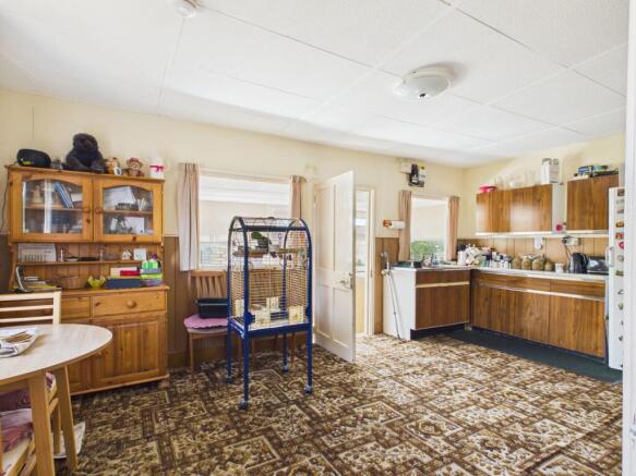 Kitchen / Dining Room
