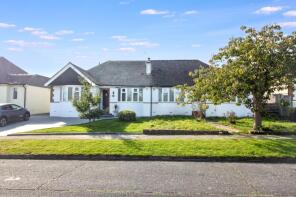 27, Sunstar Lane, Polegate BN26 5HS