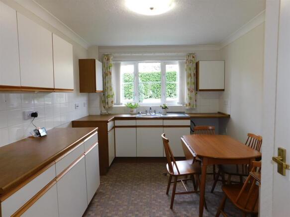 Kitchen 1