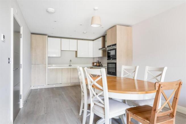 Kitchen/Dining