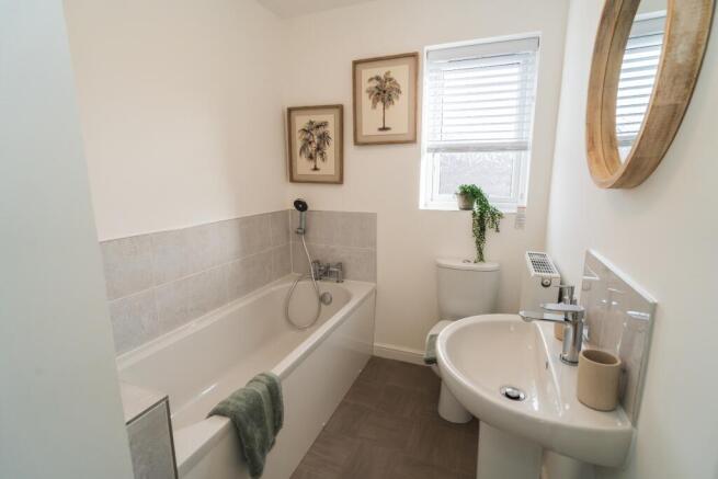 2 bed Semi-Detached for sale Image 7