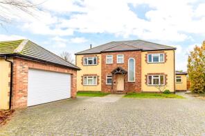 Red Gables, Upper Church Fields, Marlborough SN8 4AT