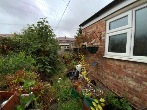 3 bed Terraced for sale Image 8