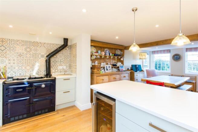Kitchen/Dining Room