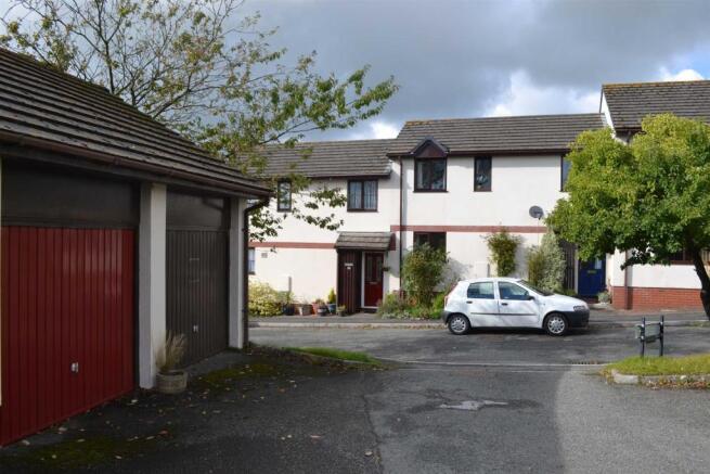 Garage & Parking