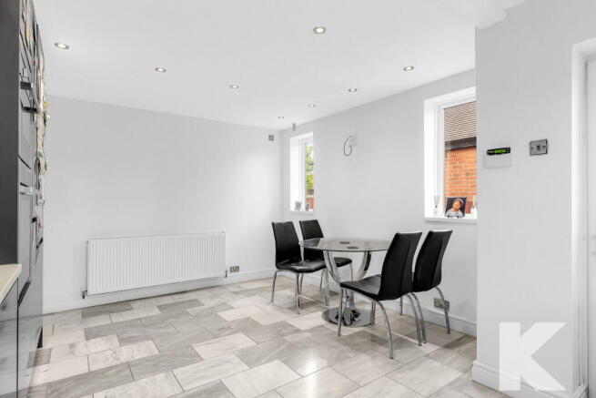 2 bed Detached Bungalow for sale Image 9