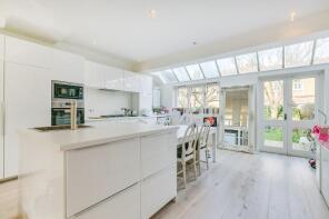 20, Silverton Road, London W6 9NY
