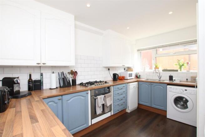 Kitchen.JPG