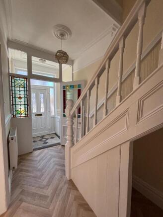 Hallway 2.jpg